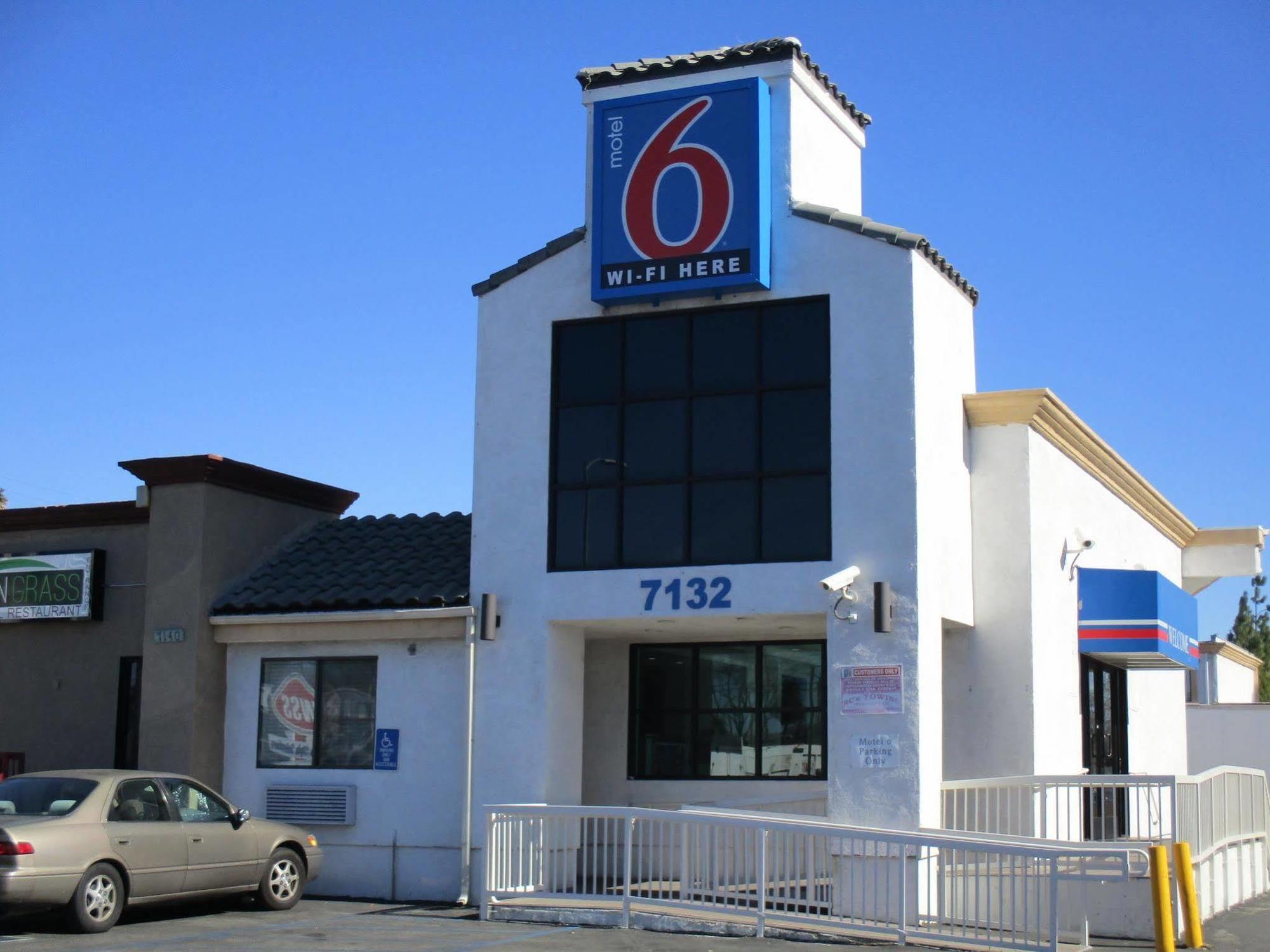 Motel 6-Canoga Park, Ca Лос Анджелис Екстериор снимка