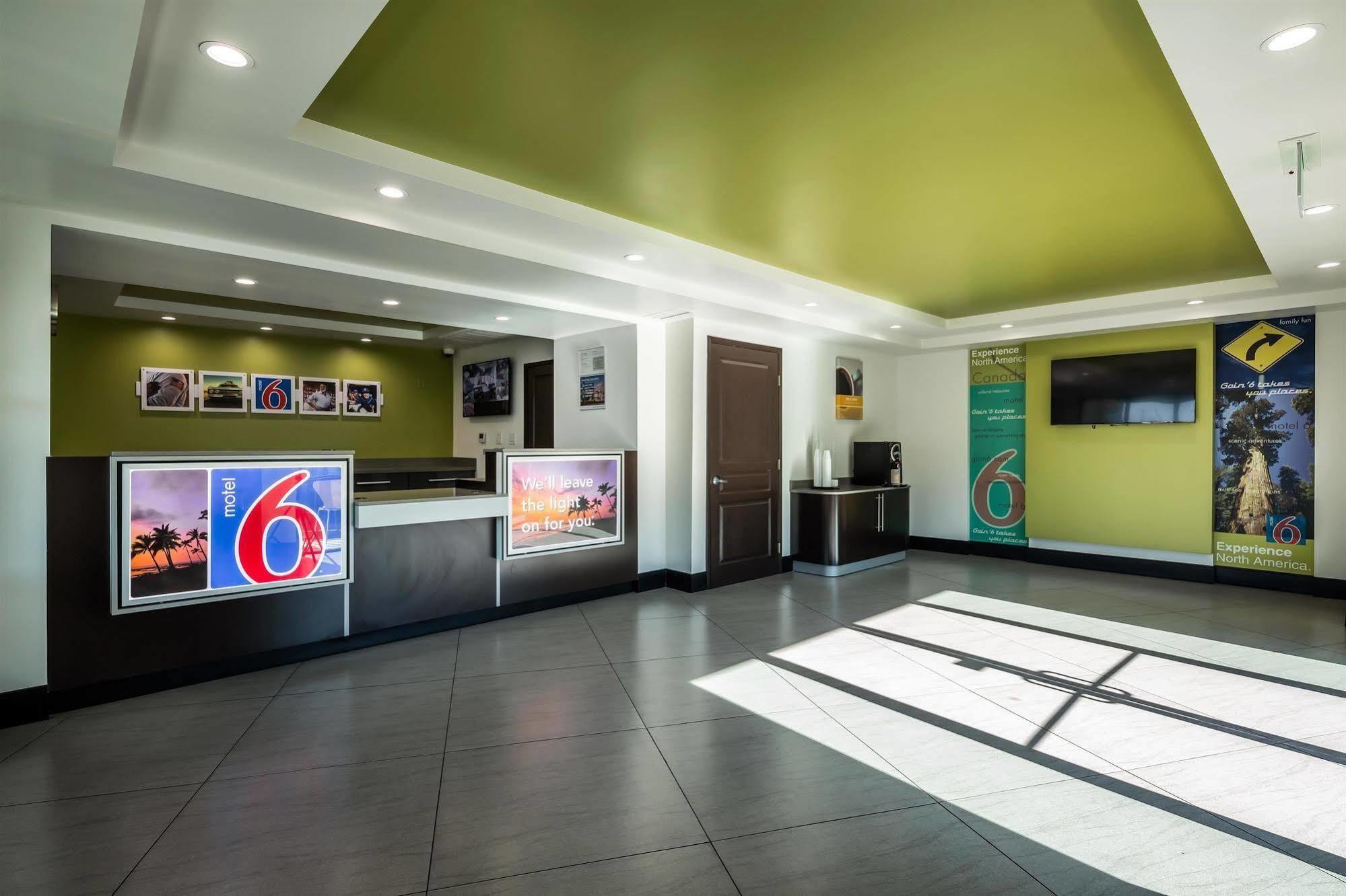 Motel 6-Canoga Park, Ca Лос Анджелис Екстериор снимка